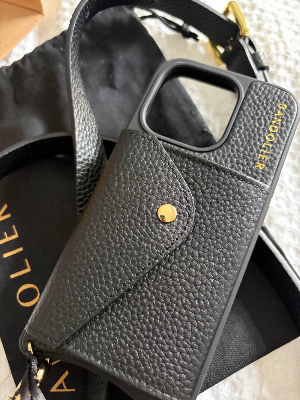 Bandolier iphone 15 pro
